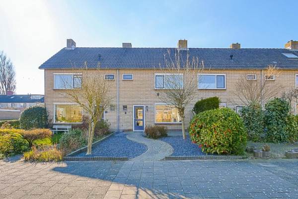 Woning Vincent van Goghlaan 35 Schagen