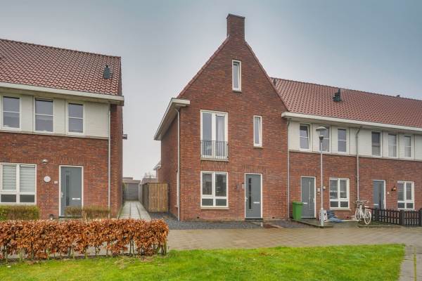 Woning Valkenbergse Amer 14 Willemstad