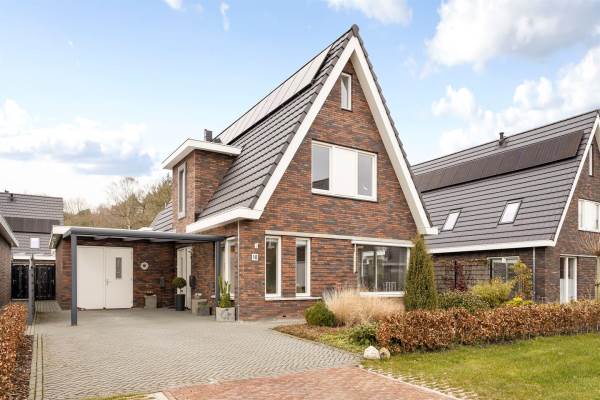 Woning Juniperusplantsoen 10 Assen