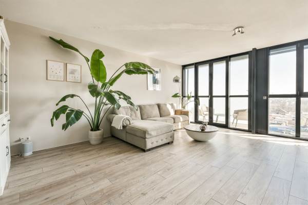 Woning Raadhuisplein 162 Hoofddorp