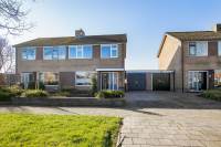 Woning J F Kennedylaan 11 Uithuizen