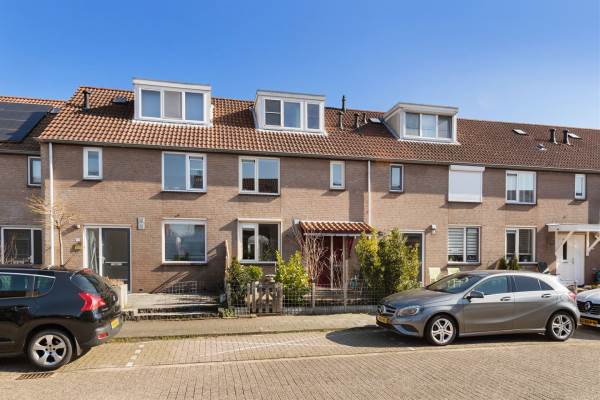 Woning Draaikolk 61 Oostzaan