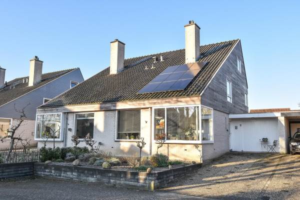 Woning Karveel 339 LELYSTAD