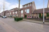 Woning Amandelgaarde 133 Hendrik-Ido-Ambacht
