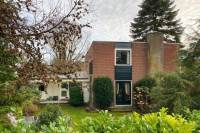 Woning Joseph Bech-Nes 13 Bergen (NH)