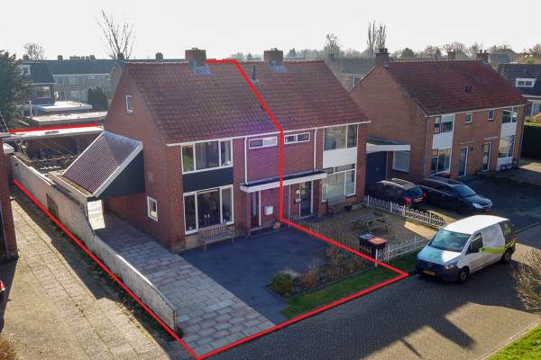 Woning Essenlaan 8 Abbekerk