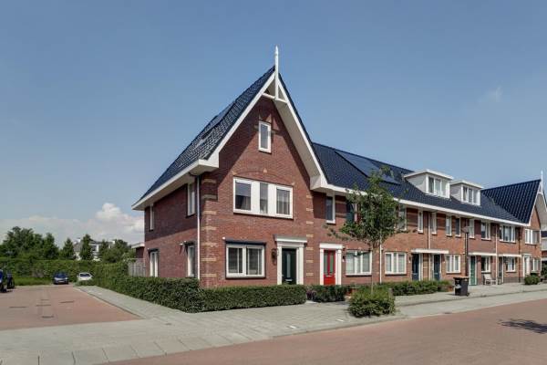 Woning Lage Hoek 136 ZWAAG