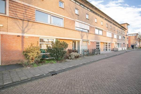 Woning Lucretia van Merkenstraat 53 SPIJKENISSE