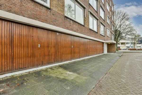 Garage Van Leijenberghlaan 417 Amsterdam