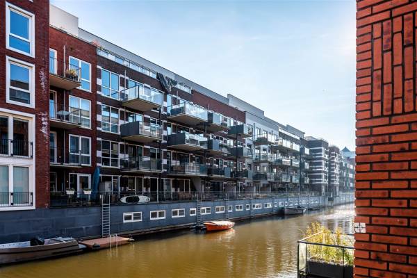 Woning Memeleiland 136 Amsterdam