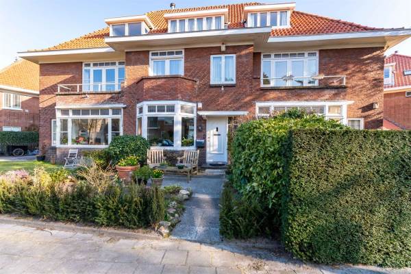 Woning Van Zuylen van Nijeveltstraat 22 Wassenaar