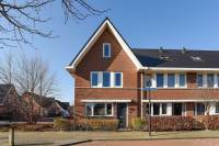 Woning Albert van Damstraat 1 Zwaag