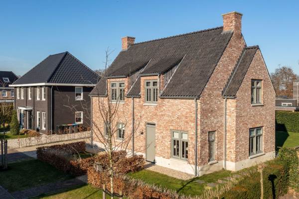 Woning Kamerlingh Onneslaan 4 Almelo