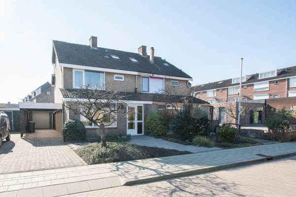 Woning Adriaan Heijnisstraat 18 Nieuw-Lekkerland