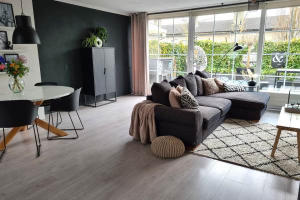 Woning Hoge Weije 48 Hoogvliet Rotterdam