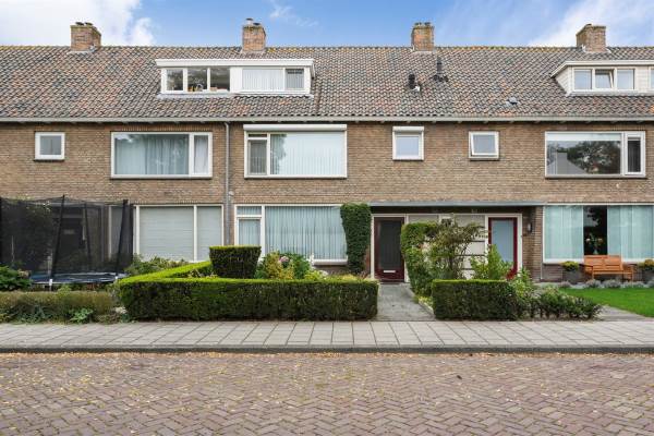 Woning van Assendelftstraat 90 Waalwijk