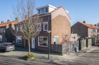 Woning Troelstrastraat 74 Hardinxveld-Giessendam