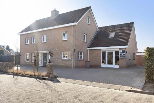 Woning De Doeze 24 Klazienaveen