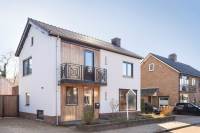 Woning Van der Duyn van Maasdamstraat 1 Veenendaal