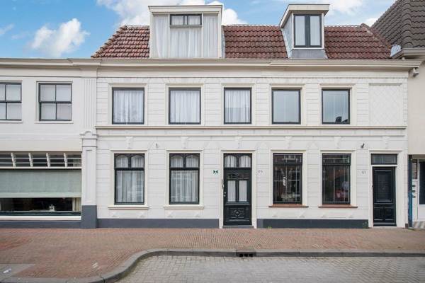 Woning Hooftstraat 123 Alphen aan den Rijn