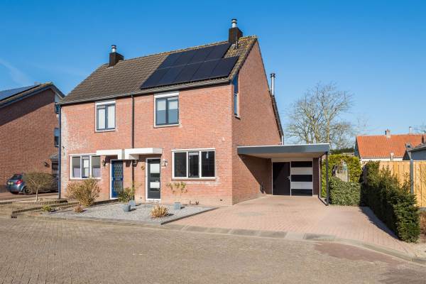 Woning Eikenlaan 1 Meteren