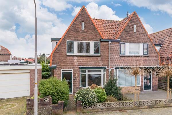 Woning Smidt van Gelderstraat 56 Velsen-Noord