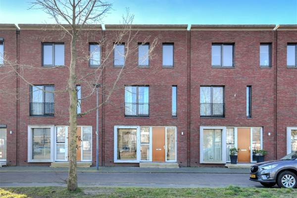 Woning Van Oldeneellaan 87 Oosterhout (NB)
