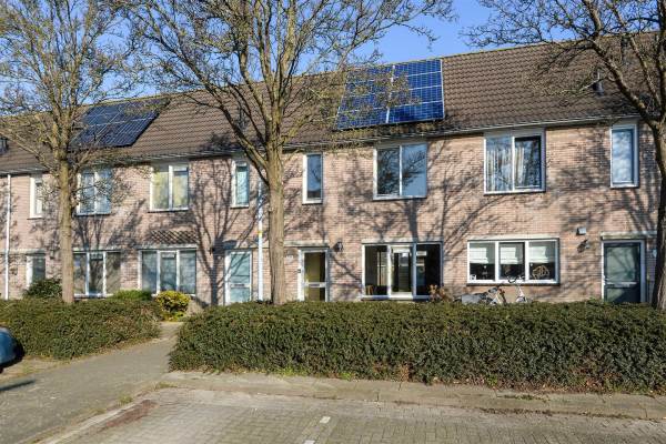 Woning Edelenburg 151 Hoofddorp