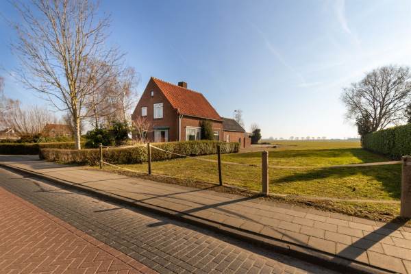 Woning Zandsteeg 49 Nieuwendijk