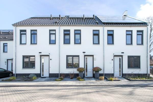 Woning Burgemeester Houbenplein 4 Luyksgestel