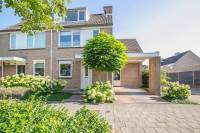 Woning Aelbert Cuyplaan 47 Hendrik-Ido-Ambacht