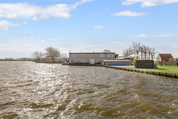 Woning Kloosterdijk 8d Monnickendam