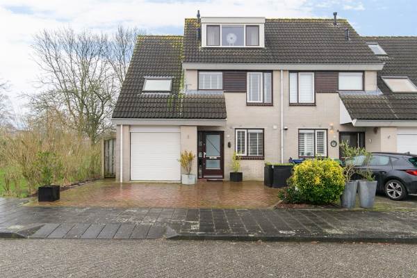 Woning Sneeuwklokjestraat 12 Almere