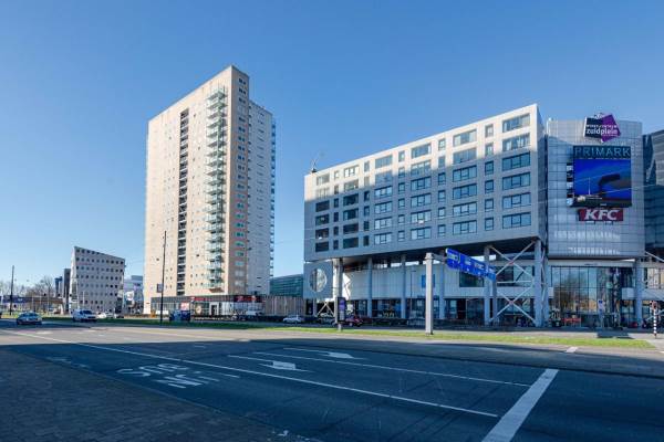Woning Zuidplein 664 Rotterdam