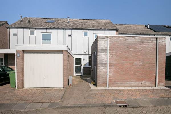 Woning Akkerdistel 103 Klazienaveen
