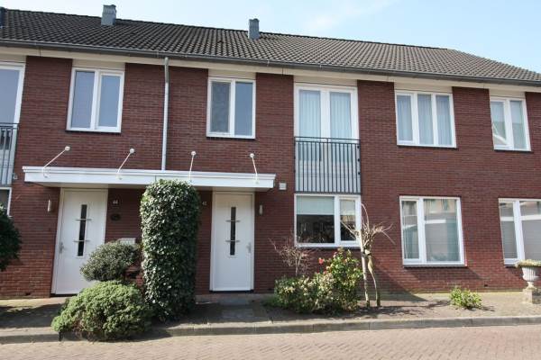 Woning Esrand 42 Vriezenveen