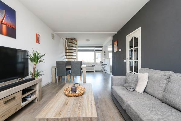 Woning Abraham Kuyperweg 104 Dordrecht