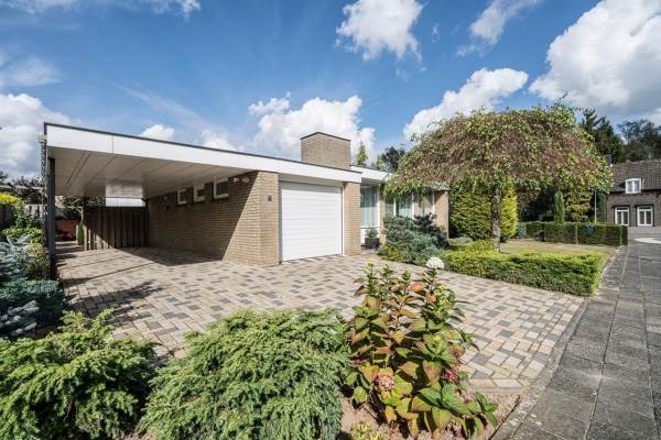 Woning Burg. Hermansstraat 11 Broekhuizenvorst