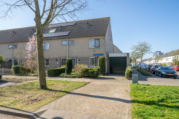 Woning Simon van Collemstraat 126 Almere