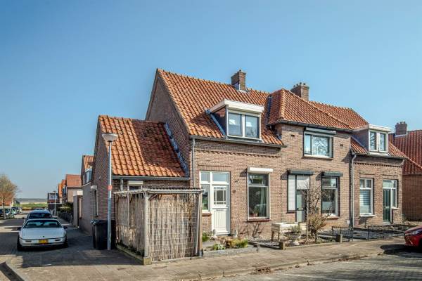 Woning Berenicestraat 20 Tolkamer