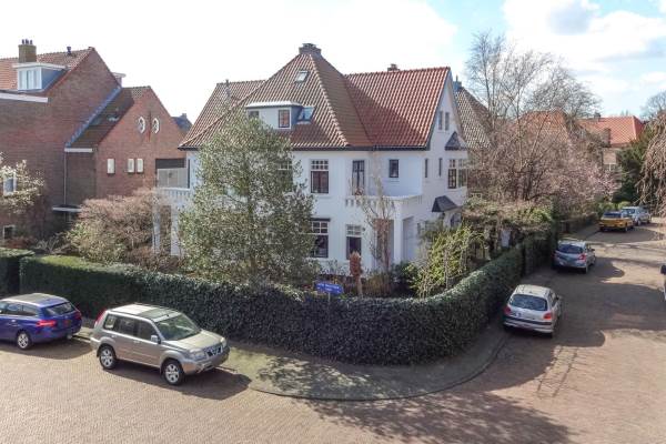 Woning J.C. van Oostzanenlaan 8 Heemstede
