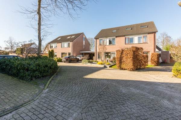 Woning Van der Brugghenstraat 9 Bergentheim
