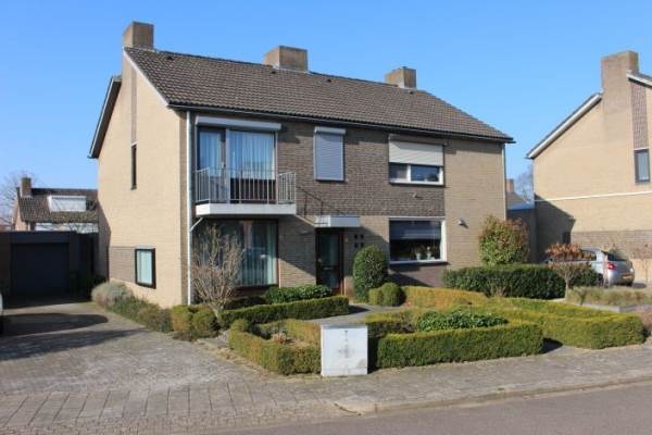 Woning Prins Clauslaan 22 Bunde
