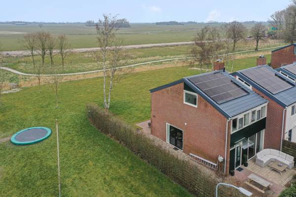 Woning Freesialaan 1 WINSUM GN