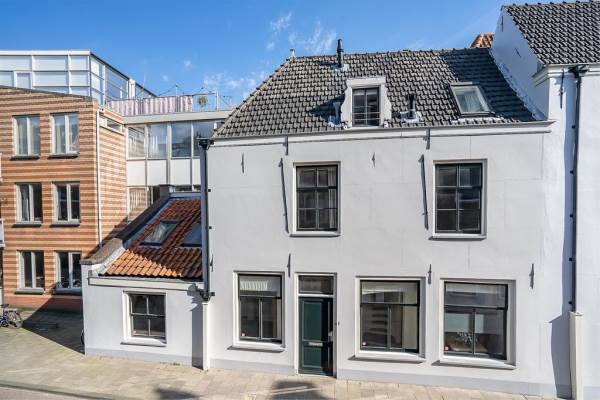 Woning Middelstegracht 1 Leiden