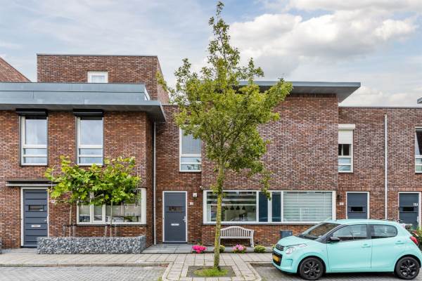 Woning Ambachtslaan 12 Assendelft