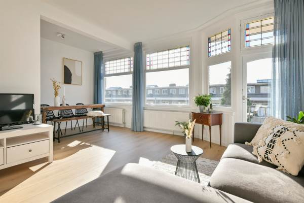 Woning Elegaststraat 24III Amsterdam