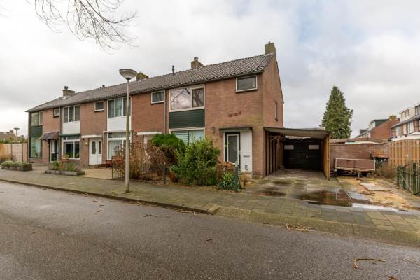 Woning Jan van Blankenpad 1 Nieuwveen