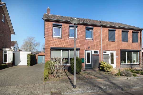 Woning De Ruyterstraat 5 Rijssen