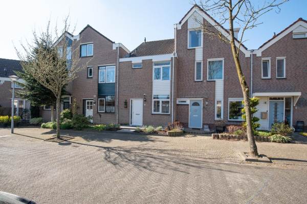 Woning Paardenweide 72 Zwaag